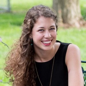 Meet your Posher, Nina